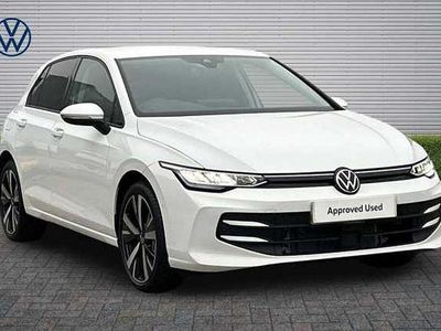 Second-hand VW Golf VIII Match 115 CP (84 kW) 2025 Alb Hatchback