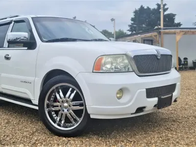 Used Lincoln Navigator 2021 White SUV