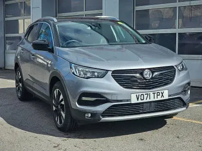 Second-hand Vauxhall Grandland X Edition 130 CP (95 kW) 2021 Gri SUV