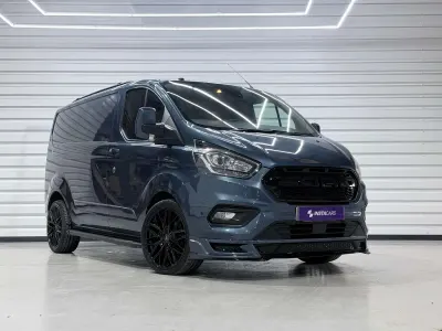 Used Ford Transit Custom Limited 170 HP (125 kW) 2019 Blue Van