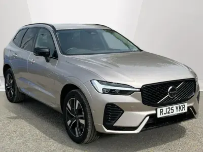 Used Volvo XC60 Plus 250 HP (183 kW) 2025 Gold SUV