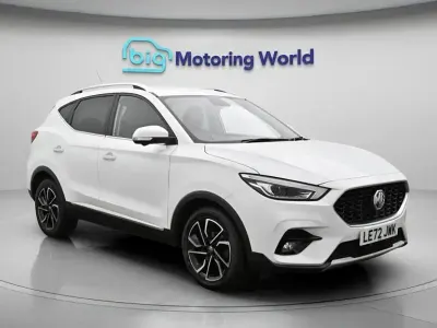 Used MG ZS Exclusive 106 HP (77 kW) 2023 White SUV