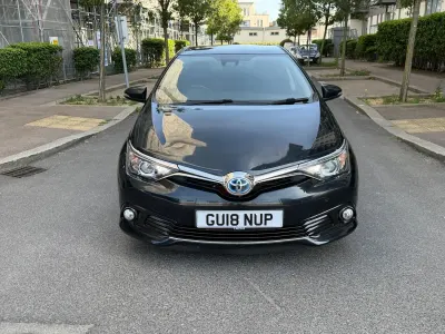 Used Toyota Auris Hybrid Design 2018 Grey Hatchback