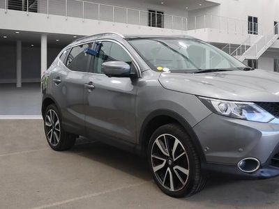 Used Nissan Qashqai Tekna 113 HP (83 kW) 2016 Grey SUV