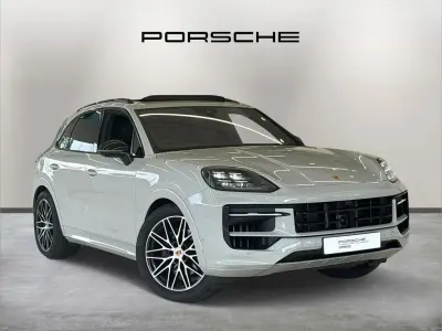 New Porsche Cayenne Black Edition 348 HP (255 kW) 2026 Grey SUV