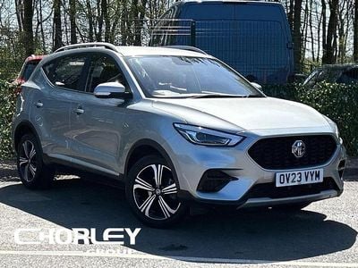 Usado MG ZS Excite 106 HP (77 kW) 2023 Prateado SUV