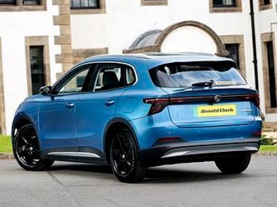 New MG MG5 EV SE 125 kW (170 HP) 2026 Blue Estate