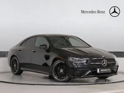 Begagnad Mercedes CLA200 AMG Line Premium Plus 163 HK (119 kW) 2023 Svart Sportkupé