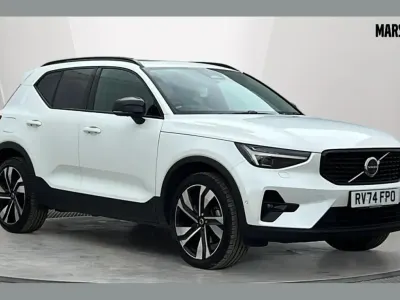 Begagnad Volvo XC40 Ultra 194 HK (142 kW) 2025 Vit SUV
