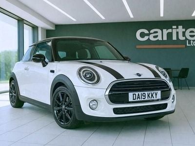 Begagnad Mini Cooper Classic 2019 Vit Halvkombi