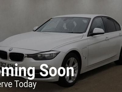 BMW 330e