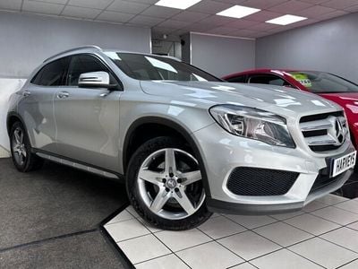 Mercedes GLA220