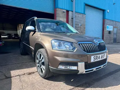Usado Skoda Yeti 170 CV (125 kW) 2014 Marrón SUV