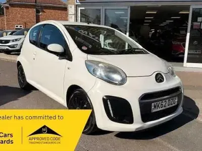 Usado Citroën C1 VTR Sport 68 HP (50 kW) 2012 Branco Citadino