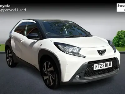 Used Toyota Aygo X 72 HP (52 kW) 2023 White SUV