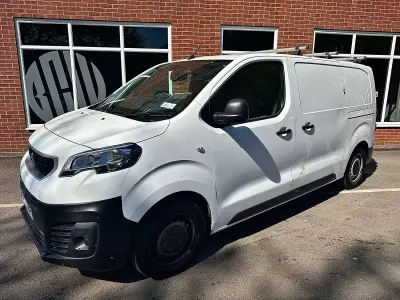Used Peugeot Expert S 100 HP (73 kW) 2020 White Van