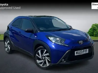Used Toyota Aygo X 72 HP (52 kW) 2023 Blue SUV