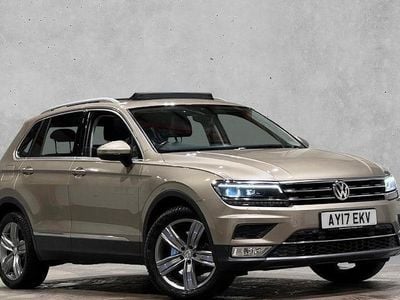 Used VW Tiguan SEL 180 HP (132 kW) 2017 Beige SUV