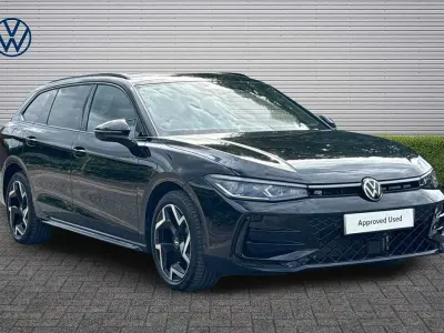 Used VW Passat R-line 272 HP (200 kW) 2025 Black Estate
