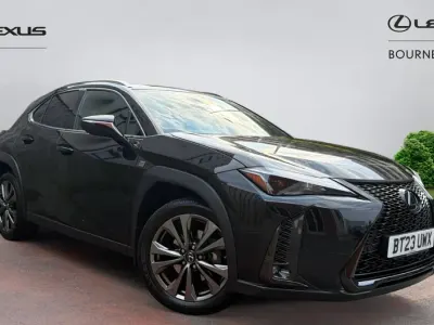 Käytetty Lexus UX Sport Design Packet 184 HP (135 kW) 2023 Musta Katumaasturi