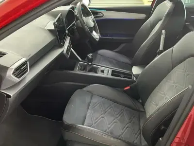 Used Seat Leon FR Sport 150 HP (110 kW) 2021 Red Hatchback
