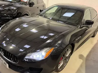 Used Maserati Quattroporte 530 HP (389 kW) 2015 Sedan