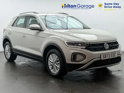 Used VW T-Roc Life 110 HP (80 kW) 2024 Grey SUV