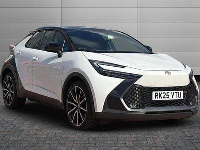 Used Toyota C-HR Sport 223 HP (164 kW) 2025 Platinum white SUV