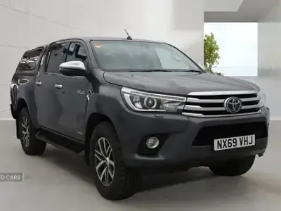Used Toyota HiLux 150 HP (110 kW) 2019 Grey Pickup