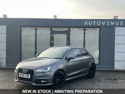 Begagnad Audi A1 S-Line 2018 Grå Halvkombi