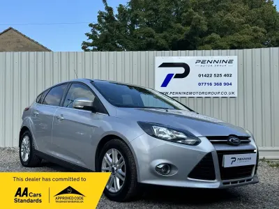 Used Ford Focus Titanium 125 HP (91 kW) 2014 Silver Hatchback
