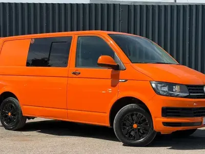 Used VW T6 Startline 150 HP (110 kW) 2017 Orange Van
