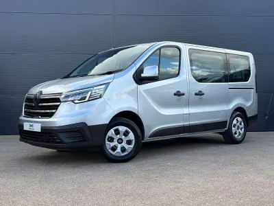 New Renault Trafic 2026 Grey MPV