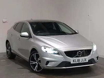 Used Volvo V40 R-Design Pro 152 HP (111 kW) 2018 Silver Hatchback