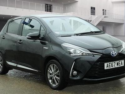 Used Toyota Yaris Hybrid 100 HP (73 kW) 2017