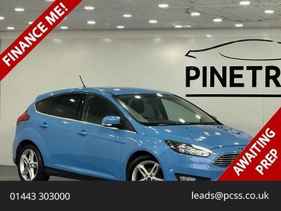 Used Ford Focus Zetec 125 HP (91 kW) 2017 Blue Hatchback