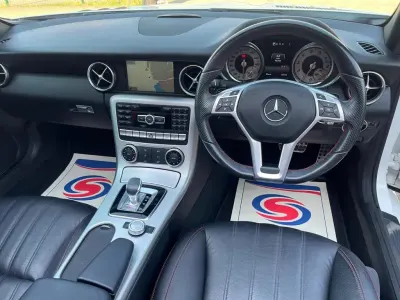 Used Mercedes SLK200 AMG 2015 White Cabriolet
