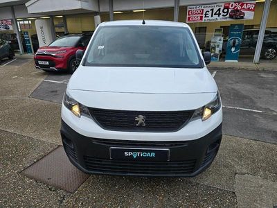 Used Peugeot Partner Premium 100 HP (73 kW) 2021 White MPV