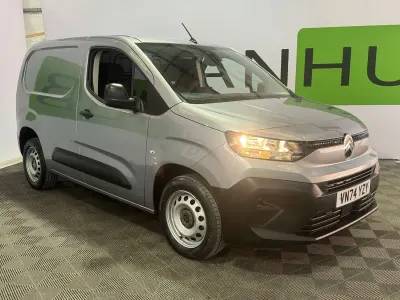 Used Citroën Berlingo 100 HP (73 kW) 2024 Grey MPV