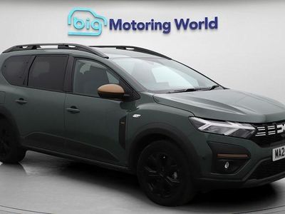 Green Used 2025 Dacia Jogger Extreme MPV | £20,160 (Fair price)