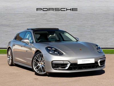 Porsche Panamera 4
