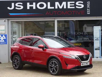 Used Nissan Qashqai Tekna 158 HP (116 kW) 2023 Red SUV