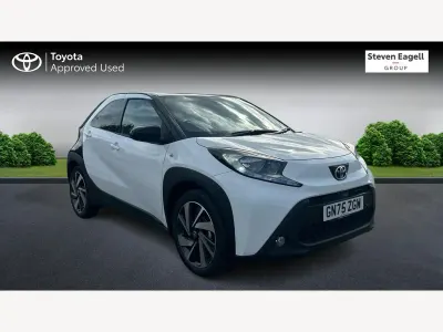 Used Toyota Aygo X 72 HP (52 kW) 2025 White SUV