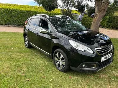 Usado Peugeot 2008 Allure 2016 Negro SUV