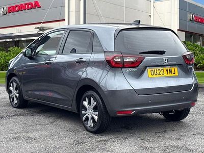 Used Honda Jazz Hybrid 109 HP (80 kW) 2023 Polished metal Hatchback