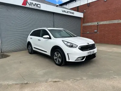 Used Kia Niro 139 HP (102 kW) 2019 White SUV