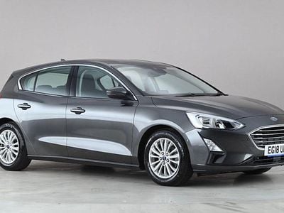 Begagnad Ford Focus Titanium 125 HK (91 kW) 2020 Halvkombi