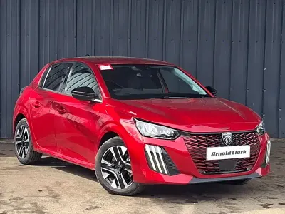 Begagnad Peugeot 208 Allure 101 HK (74 kW) 2025 Röd Halvkombi