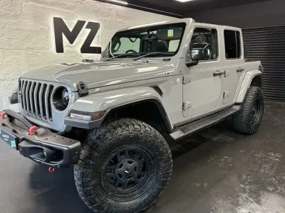 Used Jeep Wrangler Unlimited Overland 200 HP (147 kW) 2018 SUV