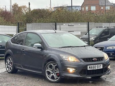 Grey Used 2011 Ford Focus Zetec Hatchback | £1,995 (Fair price)